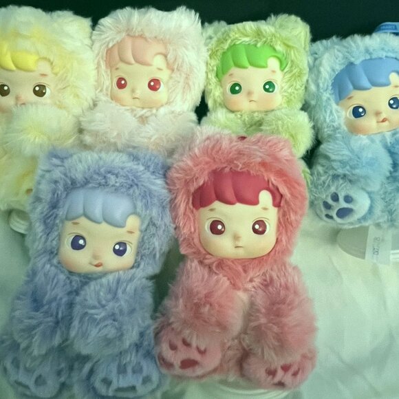 HACIPUPU Pinapple SCENTED GUMMY BEAR SERIES - Yellow POPMART Plush Pendant - Picture 2 of 9